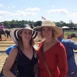 Nine West wide brimmed hat